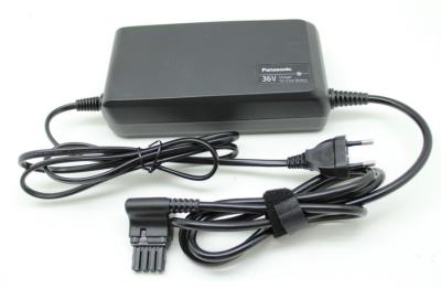 Panasonic Ladeger&auml;t 36V Next Generation 4/3A NKJ071H E-Bike Akku Produktbild 1