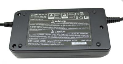 Panasonic Ladeger&auml;t 36V Next Generation 4/3A NKJ071H E-Bike Akku Produktbild 2
