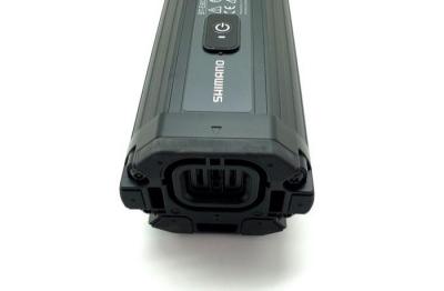 Shimano STEPS BT-E8036 integriert 17,5Ah 630Wh lang InTube E-Bike Akku schwarz Produktbild 2