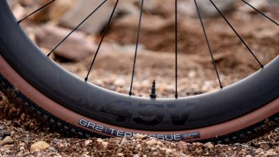 Bontrager Hinterrad Bontrager Aeolus Pro 49V Disc TLR 142 Bl Produktbild 10