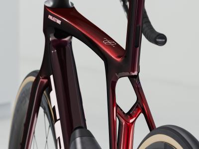 Trek Madone SLR 9 AXS M Carbon Red Smoke Produktbild 3