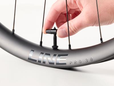 Bontrager Laufradteil Bontrager High Flow Ventiladapter Blac Produktbild 2