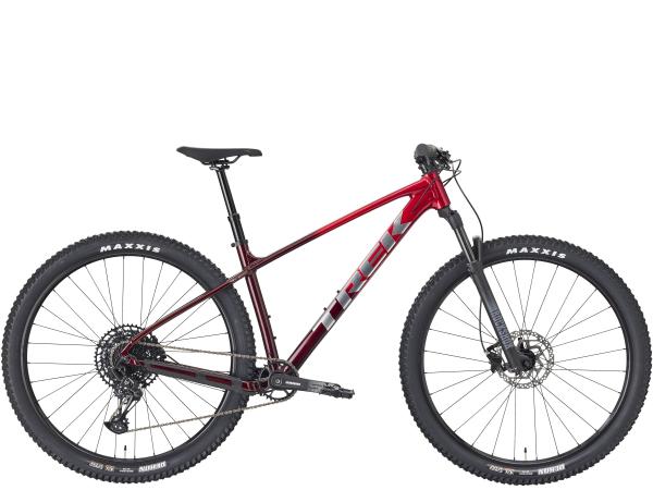 Trek Marlin 7 XS 27.5 Fury Red Fade