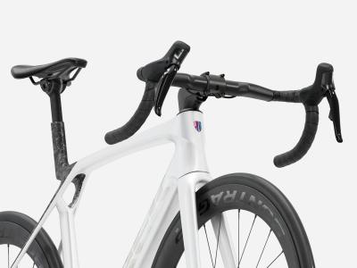 Trek Madone SL 7 ML Gloss Crystal White/Matte Deep Smok Produktbild 4