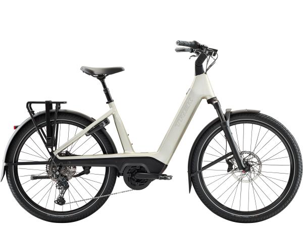 Trek Charter+ 5 R10 800 LS S Lunar Silver