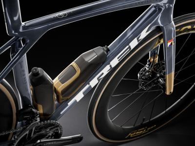 Trek Madone SLR 9 AXS No76 ML ICON No. 76 Produktbild 2