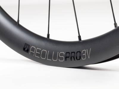 Bontrager Hinterrad Bontrager Aeolus Pro 3V 700 Disc TLR 142 Produktbild 3