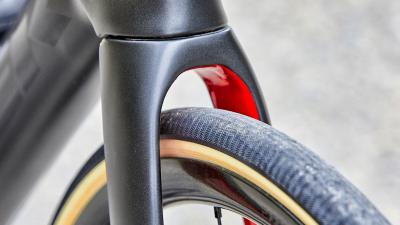 Trek Domane SL F/S 50 Dnister Black/Viper Red Produktbild 2