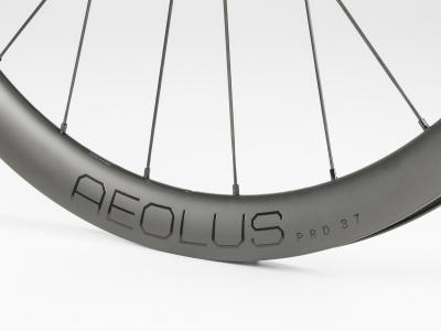 Bontrager Wheel Rear Bontrager Aeolus Pro 37Disc TLR 142 700 Produktbild 3