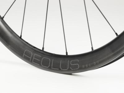 Bontrager Wheel Rear Bontrager Aeolus RSL 37 TLR Disc Shim11 Produktbild 3