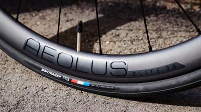 Bontrager Wheel Front Bontrager Aeolus Elite 50 TLR Disc Bla Produktbild 6